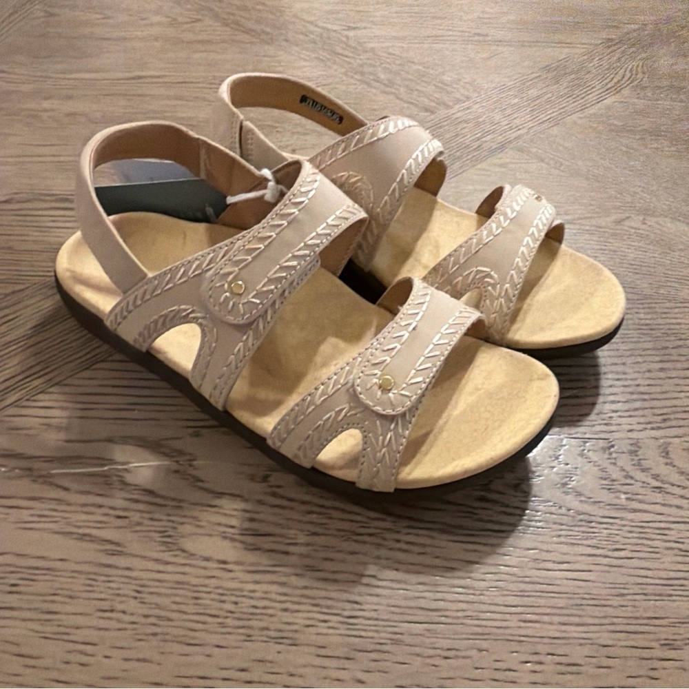 Revitaligh Verra Marine Tan 7 B Orthotic Arch Support Backstrap Sandal Leather